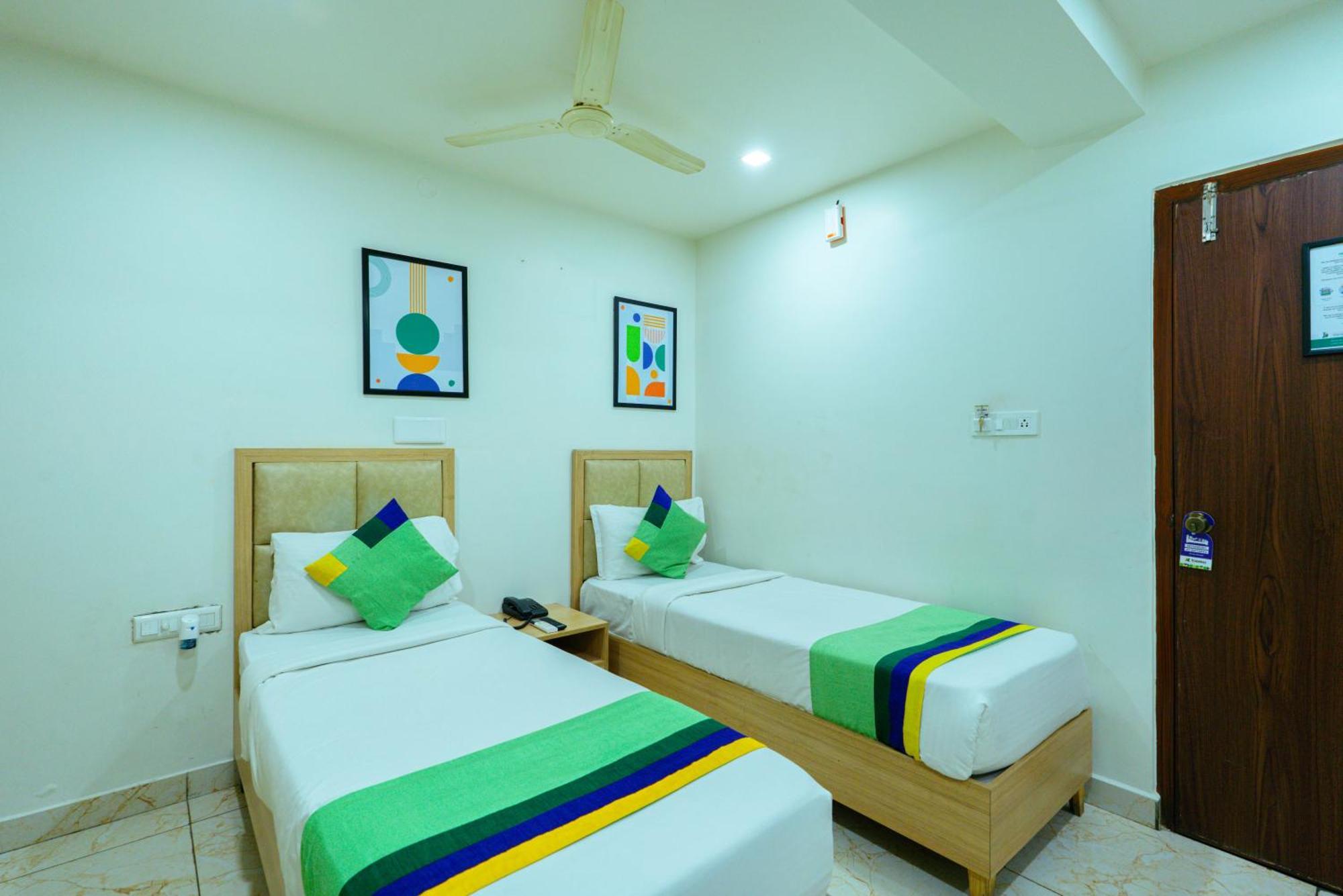 Treebo Elmas Grand Hotell Bangalore Eksteriør bilde